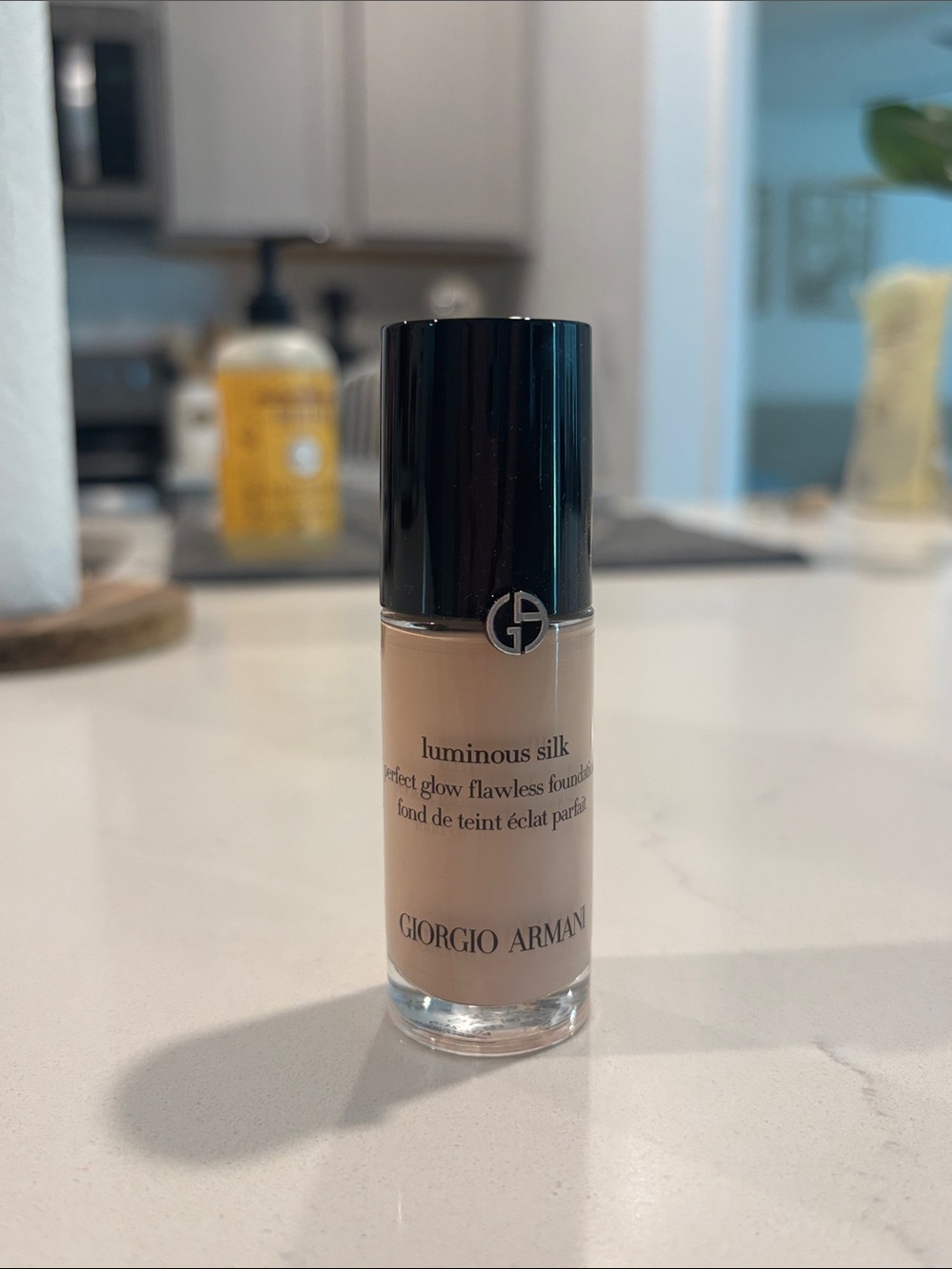 Giorgio Armani Luminous Silk Foundation - Beige color 3.75